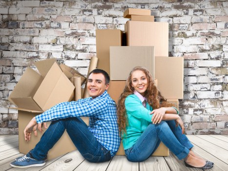 Moving service complaint review process with paperwork and careful assessment